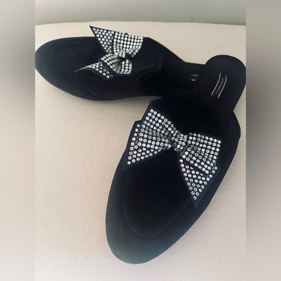 Victoria Secret Bling Slippers - Picture 2 of 2